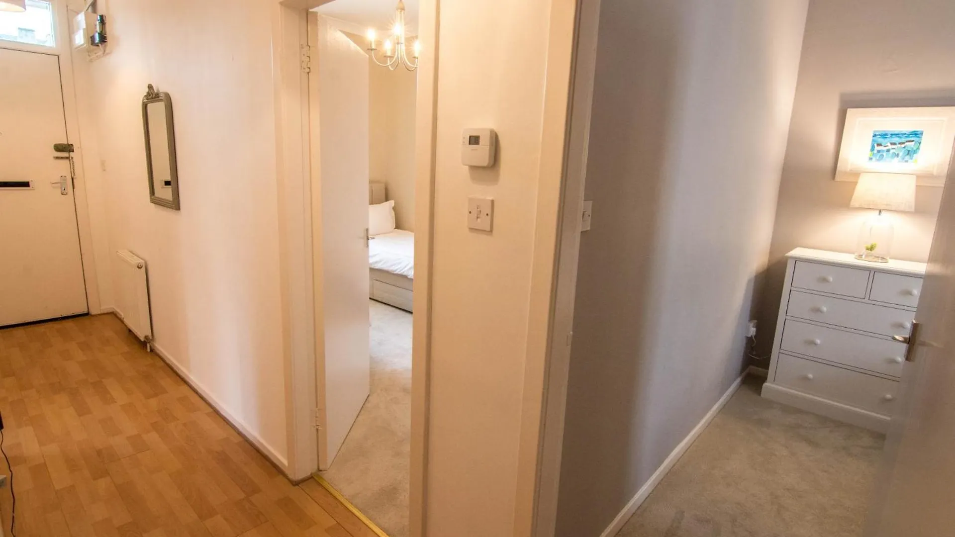 Tron Square - 419 Apartment Edinburgh 0*,  United Kingdom